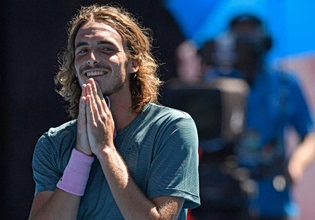 Ο Τσιτσιπάς ονειρευόταν τη… Eurovision, πριν αφοσιωθεί στο τένις (vid)