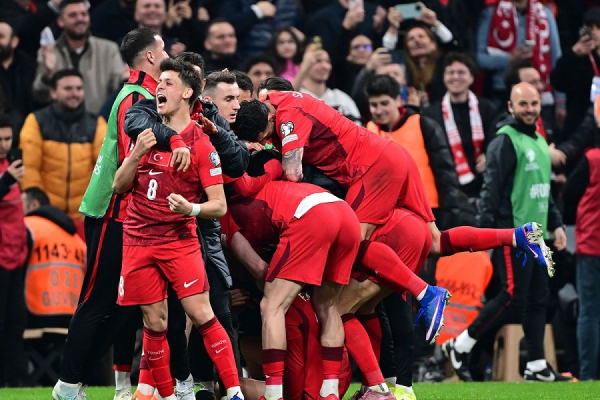 Μουντιάλ 2026: Τουρκία και Σουηδία «έκλεισαν» θέση στην τελική φάση