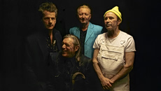 Einstürzende Neubauten: Όταν ο θόρυβος μεταμορφώνεται σε τέχνη