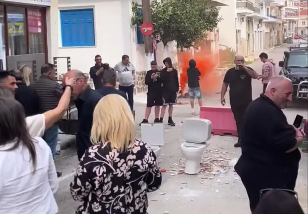 Έκαναν… «Βιετνάμ» ένα γλέντι στην Εύβοια – Όταν βγήκαν λεκάνες και νιπτήρες για σπάσιμο