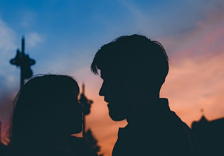 Άκρως Ζωδιακό: Τα Do’s και Don’ts στα ζώδια σήμερα [Δευτέρα 20.04.2026]