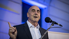 Βουλγαράκης κατά Μητσοτάκη για το ασυμβίβαστο υπουργού και βουλευτή – «Το μεγαλύτερο ρουσφέτι ενός πρωθυπουργού…»