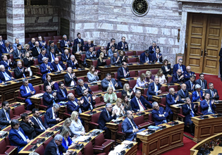 Βουλή: Εξεταστική για υποκλοπές – Η πρόταση του ΠΑΣΟΚ, η απαιτούμενη πλειοψηφία και η δημοσιότητα των συνεδριάσεων