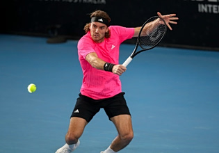 Τσιτσιπάς: Η «κατηφόρα» συνεχίζεται στην παγκόσμια κατάταξη