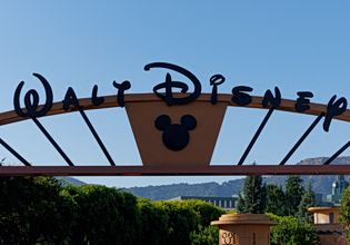 Walt Disney: Εστειλαν με email τις απολύσεις – Καταργούνται περίπου 1.000 θέσεις εργασίας