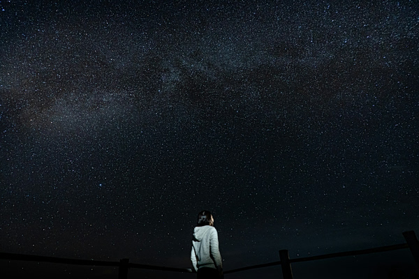 Άκρως Ζωδιακό: Τα Do’s και Don’ts στα ζώδια σήμερα [Παρασκευή 24.04.2026]