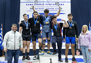 Πύρρος Δήμας: Ο ανιψιός του κάνει άρση βαρών, κατέκτησε 6 χρυσά και πέτυχε 4 ρεκόρ