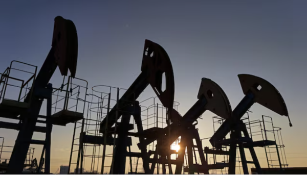 Πετρέλαιο: Υποχωρεί κατά σχεδόν 7% το WTI μετά την παράταση του τελεσιγράφου από τον Τραμπ