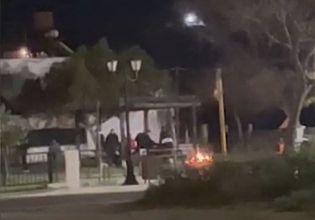 Χανιά: Ανήλικοι έβαλαν φωτιές, πέταξαν βόμβες μολότοφ και προκάλεσαν ζημιές σε παιδική χαρά