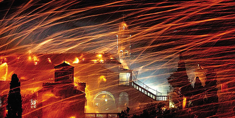 Χίος: Έτοιμο για τον παραδοσιακό ρουκετοπόλεμο το νησί – Αυξημένα τα μέτρα ασφαλείας