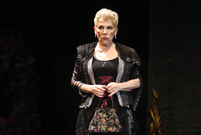 Χρύσα Ρώπα: «Δεν φοβήθηκα εάν με μηνύσουν» – Τι είπε για την εμφάνισή της στον Λαζόπουλο