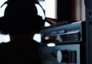 «Πώς αγοράσατε το Predator;» – Πυρά της αντιπολίτευσης μετά τις αποκαλύψεις για κρατική χρηματοδότηση της Intellexa