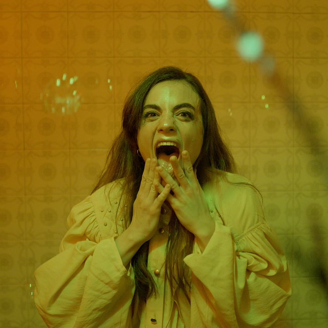 «Γάτες με φράντζες»: Μια διαφορετική performance στο Red Jasper Cabaret Theatre