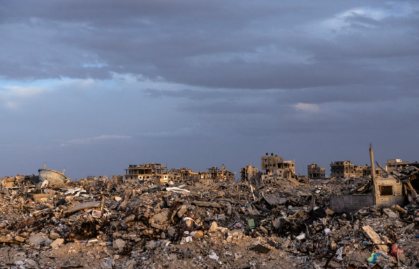 Δορυφορικές εικόνες αποκαλύπτουν ότι το Ισραήλ επεκτείνει τις στρατιωτικές εγκαταστάσεις στη Γάζα
