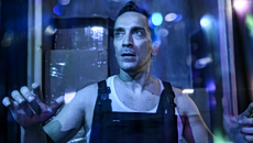 «Στρακαστρούκες»: Η παράσταση του Δημήτρη Σαμόλη ξεκινά καλοκαιρινή περιοδεία