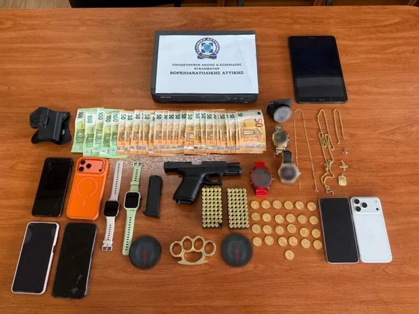 Παρίσταναν τους λογιστές ξεγελώντας δεκάδες θύματα – Πάνω από 1,2 εκατ. ευρώ η λεία, εννιά συλλήψεις