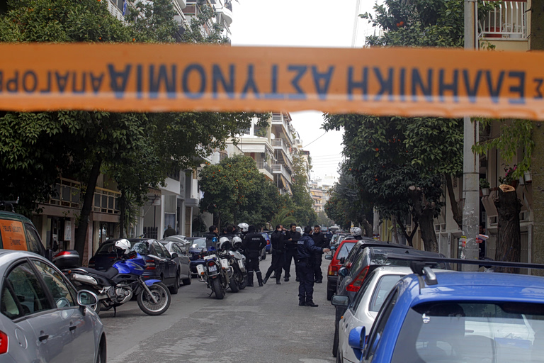 Καλλιθέα: Στον ανακριτή ο 58χρονος που άνοιξε πυρ σε μπαρ και τραυμάτισε την ιδιοκτήτρια