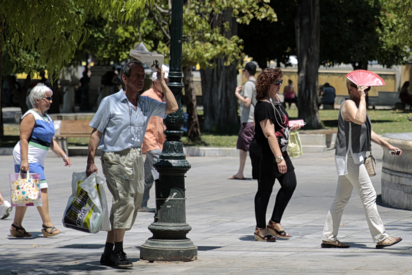 Αίθριος καιρός με υψηλές θερμοκρασίες την Κυριακή – Θα φτάσουν τους 33°C του Αγίου Πνεύματος