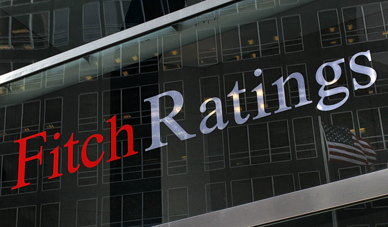 Fitch: Ισχυρές οι αντοχές της Ελλάδας - Ποιο είναι το «αγκάθι»