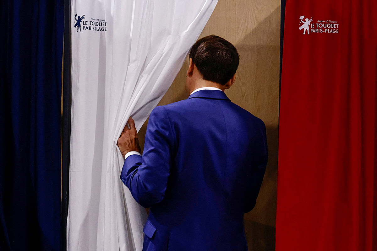 Γαλλία: Τριάντα πέντε άνθρωποι θέλουν να γίνουν πρόεδροι – Τι θα μπορούσε να πάει στραβά;