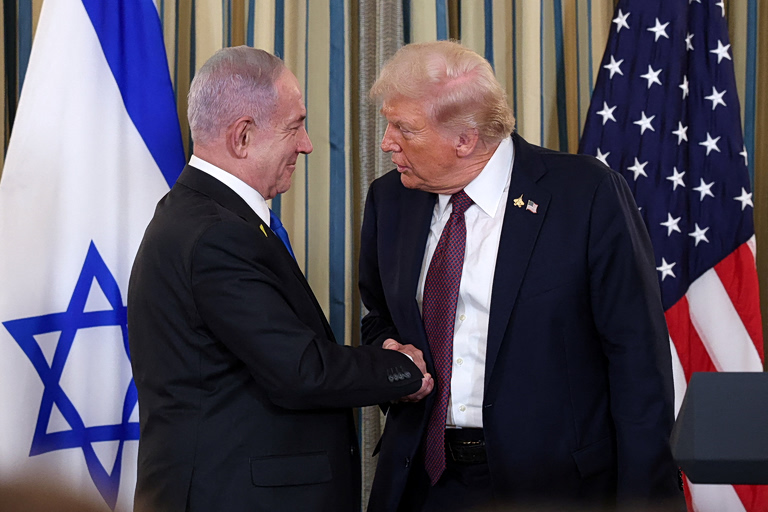 New York Times: Οι ΗΠΑ έχουν αποκλείσει το Ισραήλ από τις διαπραγματεύσεις – Ιράν: Ο Τραμπ δεν έχει επιλογές