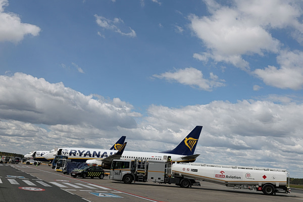 Βόρεια Μακεδονία: Η Ryanair συμπεριφέρεται εκβιαστικά για να δραστηριοποιηθεί στη χώρα, λέει η κυβέρνηση