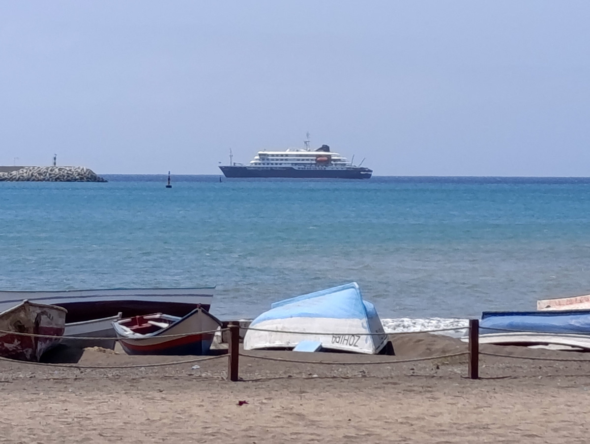 Πλοίο «φάντασμα» το κρουαζιερόπλοιο MV Hondius όπου ξέσπασε ο χανταϊός – Πώς μεταδόθηκε