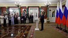 Ο Πούτιν λέει πως πιστεύει ότι η σύγκρουση στην Ουκρανία φθάνει στο τέλος της