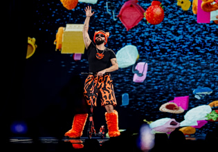 Eurovision: Έφτασε η ώρα του Akyla – Λεπτό προς λεπτό ο Ά ημιτελικός