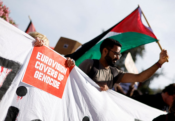 Πίσω από τη λάμψη της Eurovision: Συλλήψεις, μποϊκοτάζ και το Ισραήλ ξανά στη δεύτερη θέση