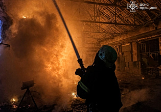 Ουκρανία: Δύο νεκροί, έξι τραυματίες από ρωσική επίθεση στο Ντνίπρο