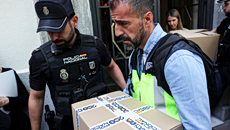 Έρευνα για διαφθορά με πρωταγωνιστή τον Θαπατέρο – Τι βρέθηκε στο χρηματοκιβώτιό του