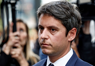 Γαλλία: Ο πρώην πρωθυπουργός της Γαλλίας Γκαμπριέλ Ατάλ δήλωσε ότι θα είναι υποψήφιος στις προεδρικές εκλογές