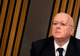 Σκωτία: Ο πρώην σύζυγος της πρώην πρωθυπουργού, Στάρτζεον δήλωσε ένοχος για κατάχρηση πόρων του κόμματος SNP