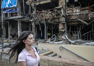 Ρωσία: Καλεί ξένους πολίτες και διπλωμάτες να εγκαταλείψουν το Κίεβο – Ετοιμάζει νέες επιθέσεις