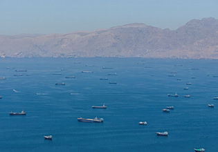 Αμερικανική επίθεση στην πόλη – λιμάνι Μπαντάρ Αμπάς του Ιράν