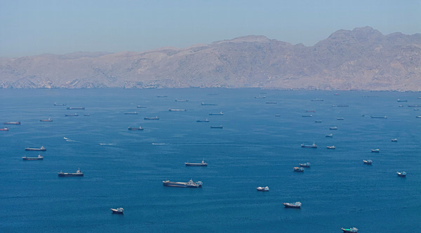 Αμερικανική επίθεση στην πόλη – λιμάνι Μπαντάρ Αμπάς του Ιράν