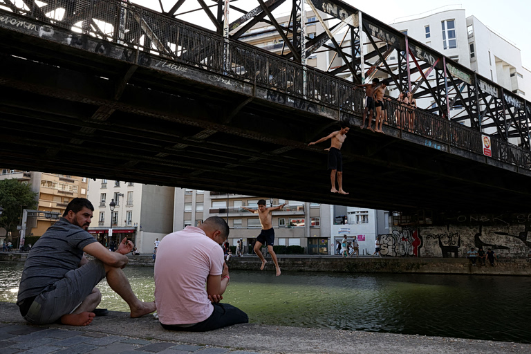 Καύσωνας στη Γαλλία: Ρεκόρ θερμοκρασίας για Μάιο – «Φαινόμενο που εμφανίζεται μια φορά στα χίλια χρόνια»