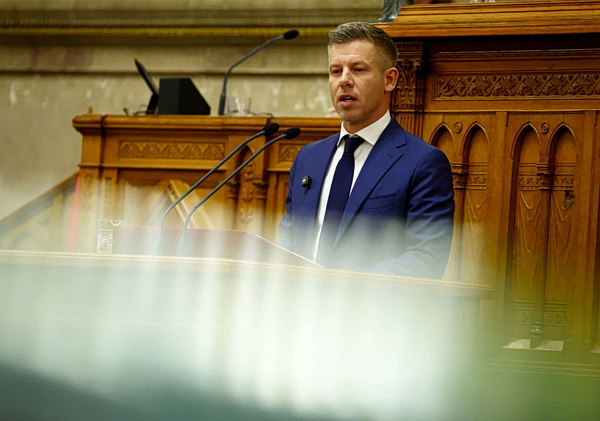 Η Ουγγαρία παραμένει μέλος του Διεθνούς Ποινικού Δικαστηρίου – Οι βουλευτές ανέτρεψαν την απόφαση Όρμπαν