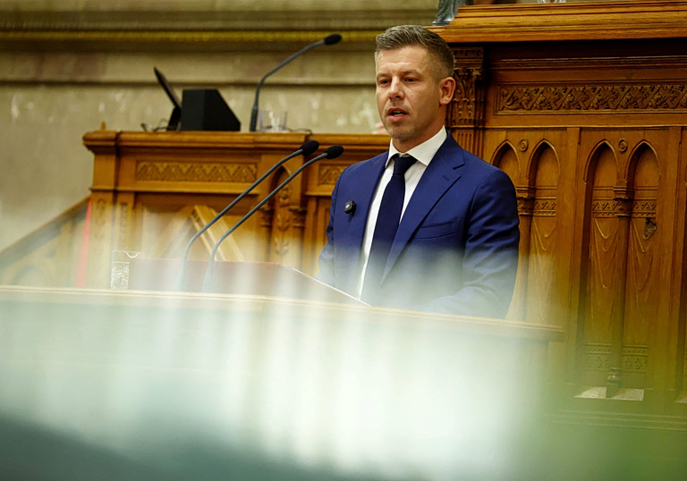 Η Ουγγαρία παραμένει μέλος του Διεθνούς Ποινικού Δικαστηρίου – Οι βουλευτές ανέτρεψαν την απόφαση Όρμπαν