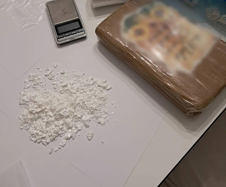 Τρεις συλλήψεις για διακίνηση ναρκωτικών στην Αττική – Θα έσπρωχναν στην αγορά ουσίες αξίας 339.000 ευρώ