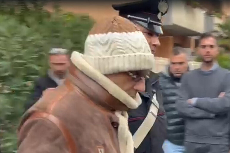 Ο Ματέο Μεσίνα Ντενάρο μετά τη σύλληψή του