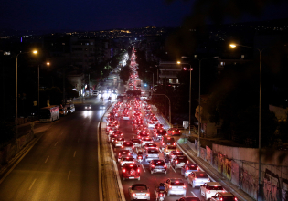 Έρευνα: Εννέα στους δέκα Θεσσαλονικείς θεωρούν το κυκλοφοριακό νούμερο ένα πρόβλημα της πόλης