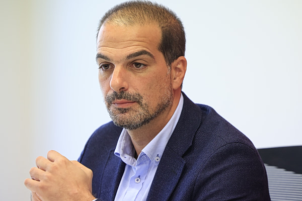 Δεξιά στροφή Τσίπρα προφητεύει ο Γαβριήλ Σακελλαρίδης, η «Νέα Αριστερά συνεχίζει»
