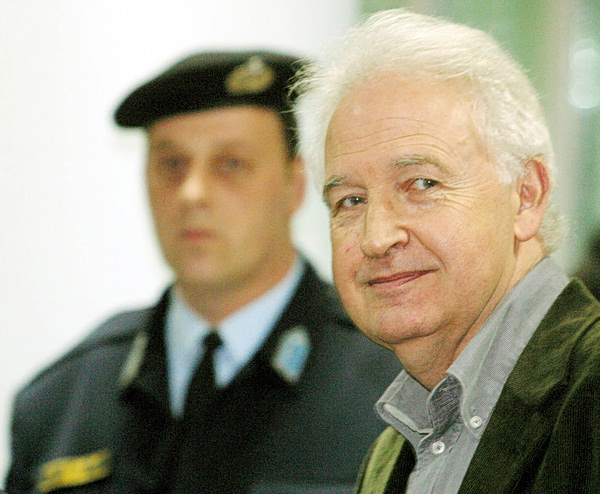 Νέα Αριστερά: Να μην ανακληθεί η αποφυλάκιση του Αλέξανδρου Γιωτόπουλου