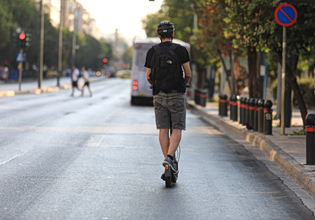 Νέοι κλάδοι στην ασφάλιση – Από πατίνια έως δεδομένα και κατοικίδια