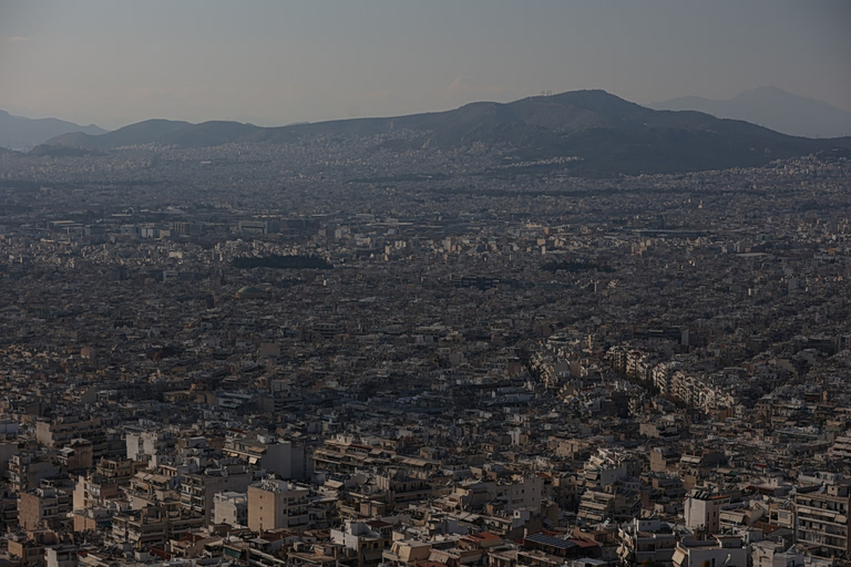 Αναστάτωση από την έντονη οσμή αερίου στα νότια προάστια της Αθήνας