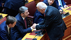 Κακλαμάνης: Με αιχμές στον Ανδρουλάκη για τις επιστολικές δεν απαντάει στα κρίσιμα