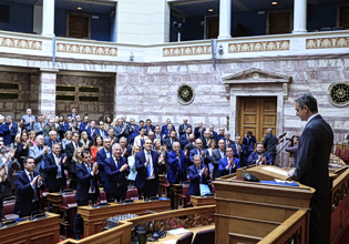 Το πραγματικό πρόβλημα με τη Νέα Δημοκρατία και γιατί χρειάζεται βαθιά πολιτική αλλαγή και όχι απλώς κυβερνητική εναλλαγή