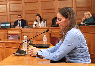 Έφεση κατά της δικαστικής δικαίωσης της Τυχεροπούλου από την ΑΑΔΕ – «Δύο μέτρα και δύο σταθμά», καταγγέλλει ο δικηγόρος της